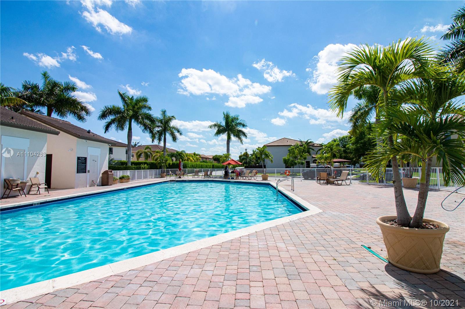 St Moritz At Doral Condo - Residential