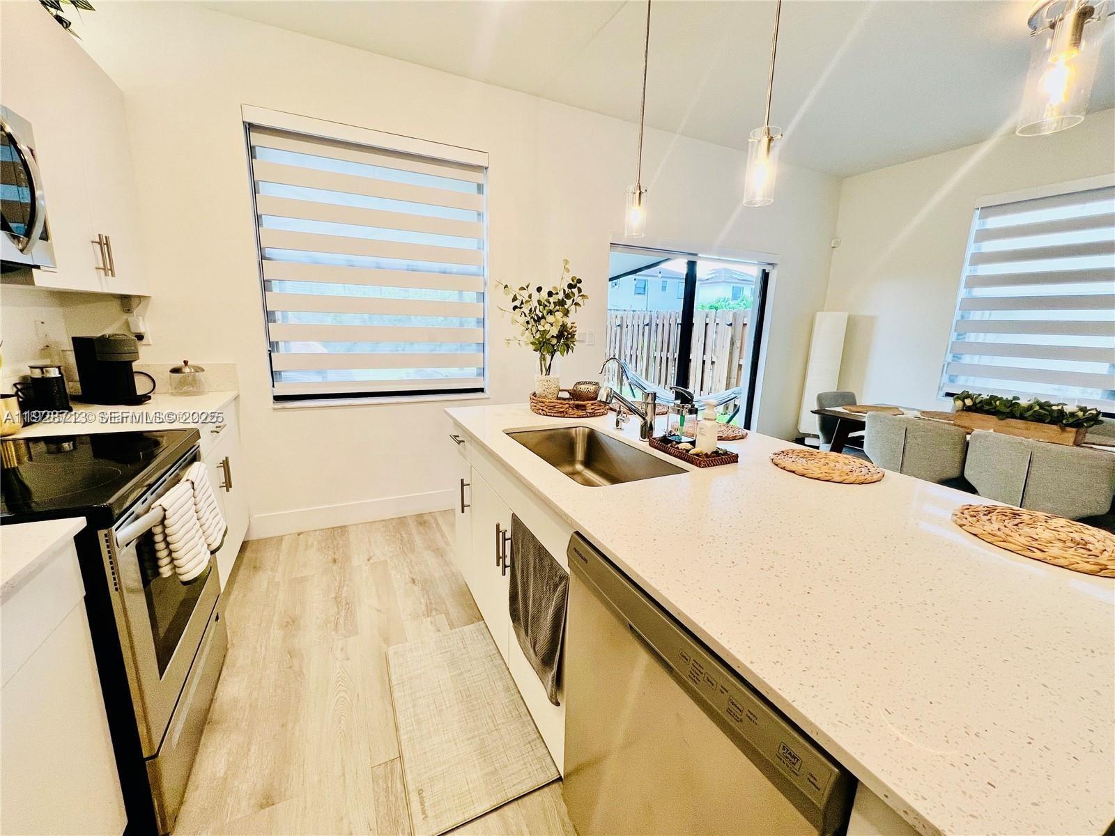 ALLAPATTAH GDNS - Residential Lease