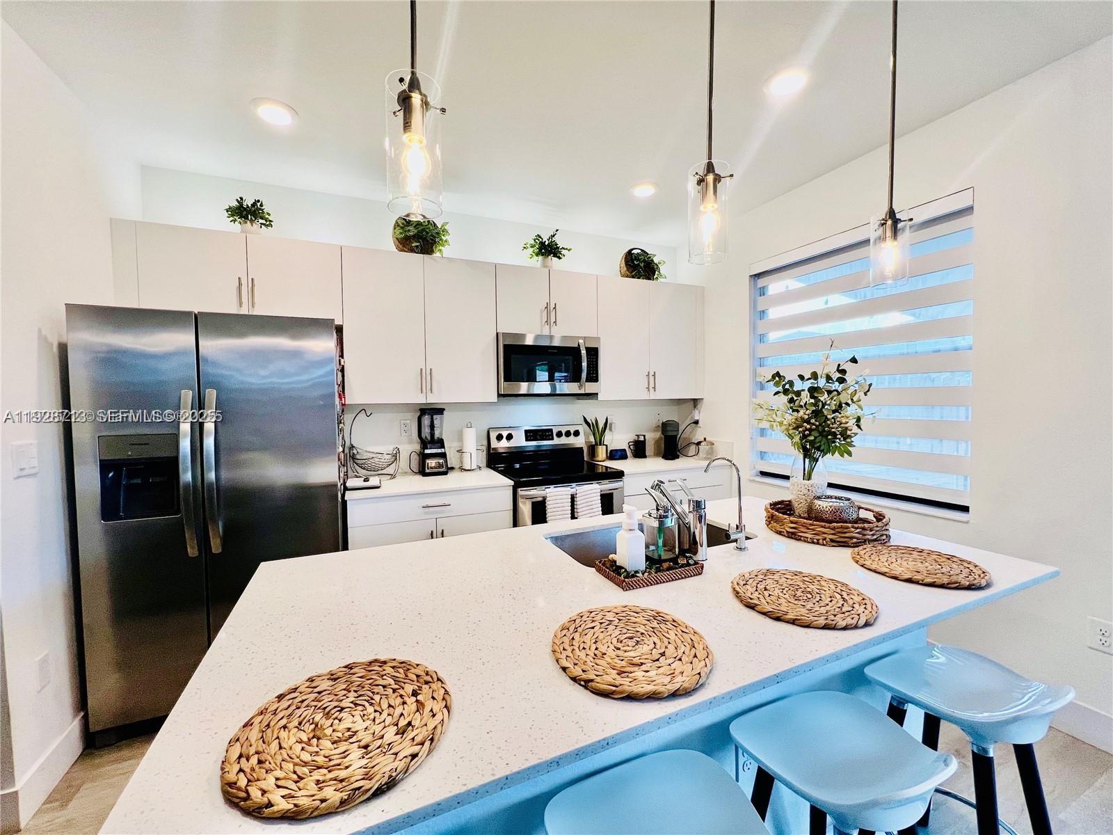 ALLAPATTAH GDNS - Residential Lease