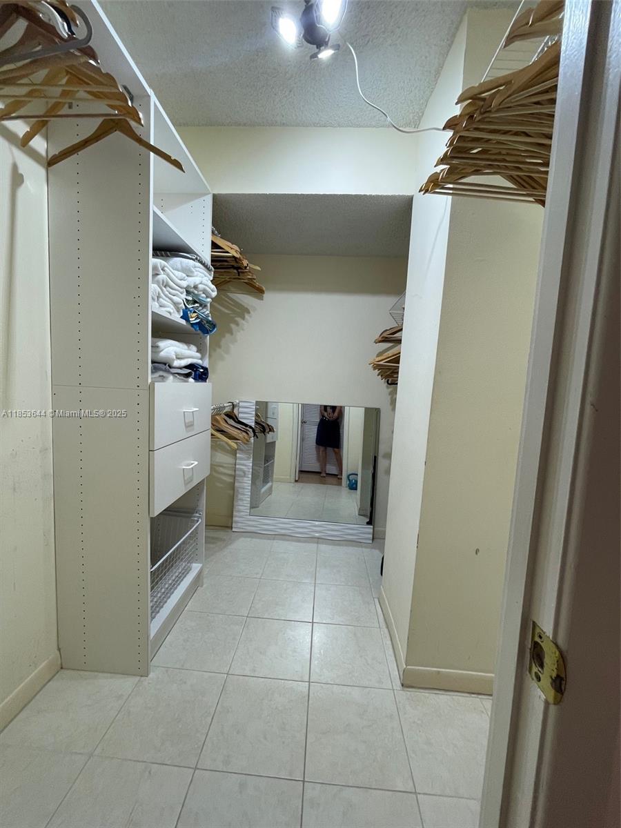 OLYMPUS CONDO PHASE - Residential Lease