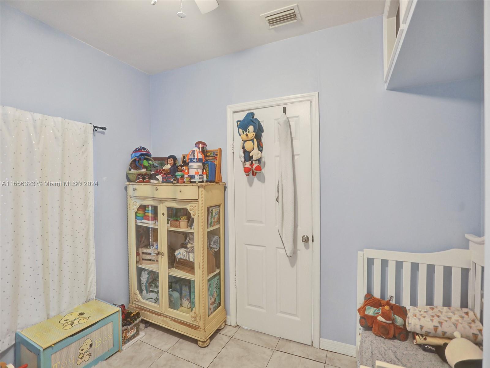 THE TROPICS AMD - Residential