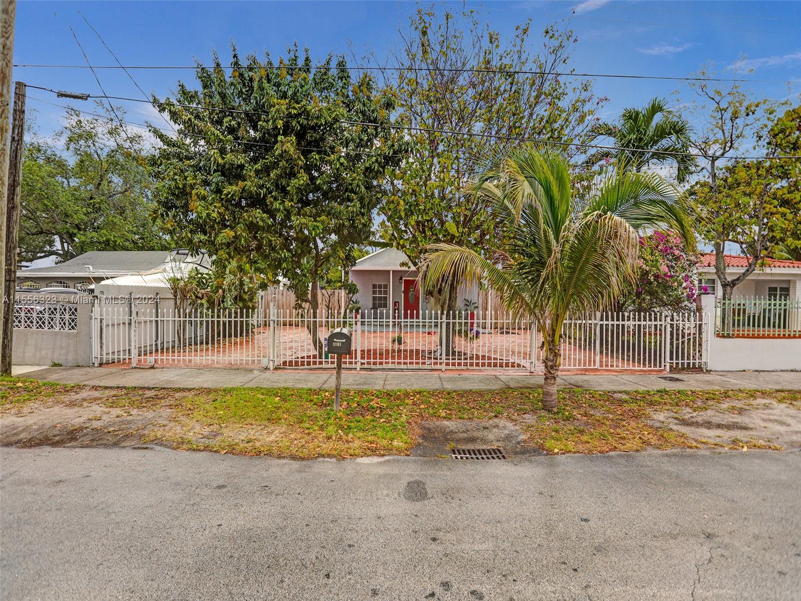 THE TROPICS AMD - Residential