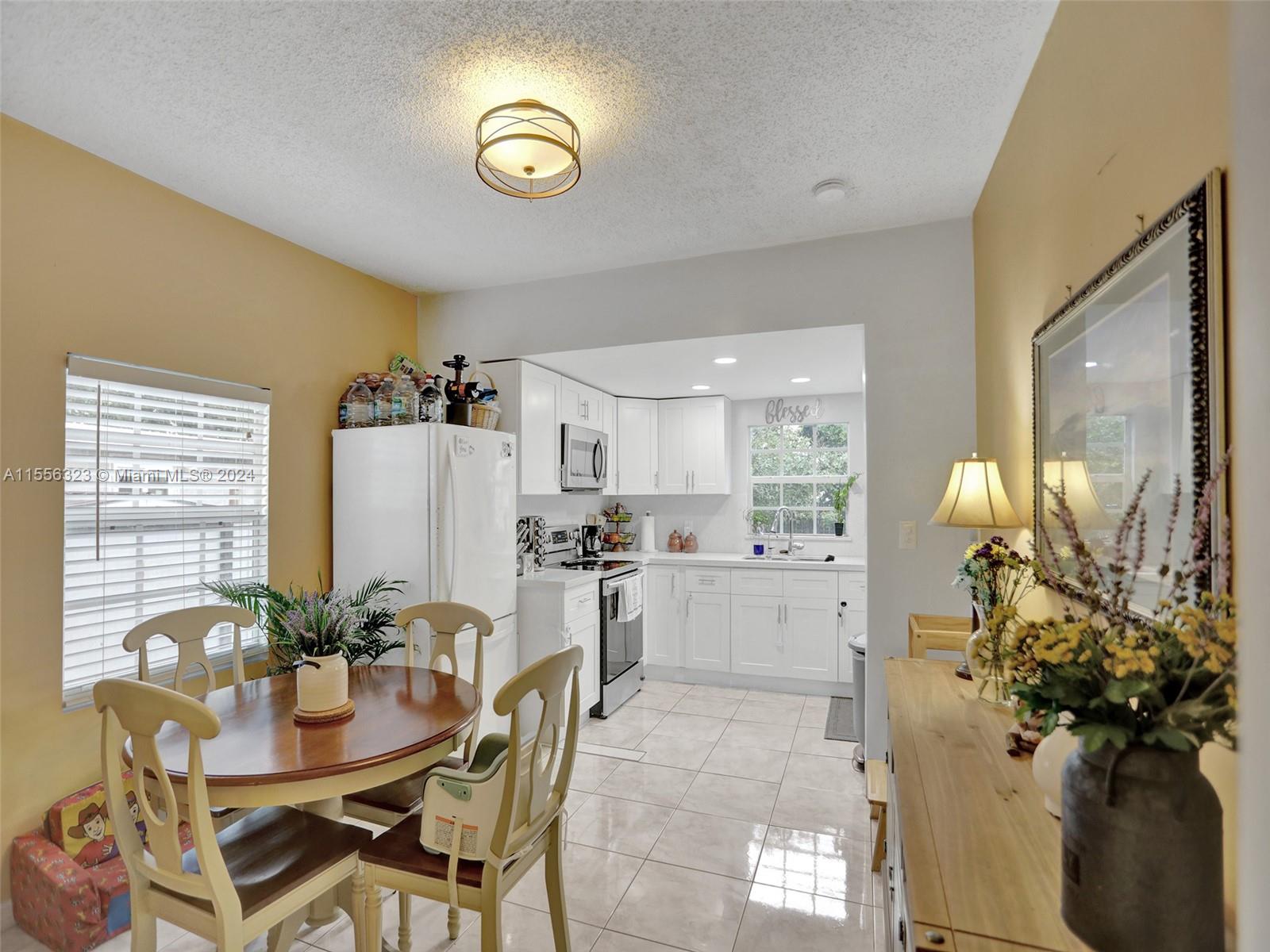 THE TROPICS AMD - Residential