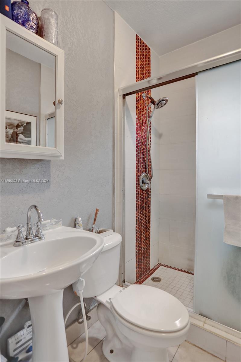 THE TROPICS AMD - Residential