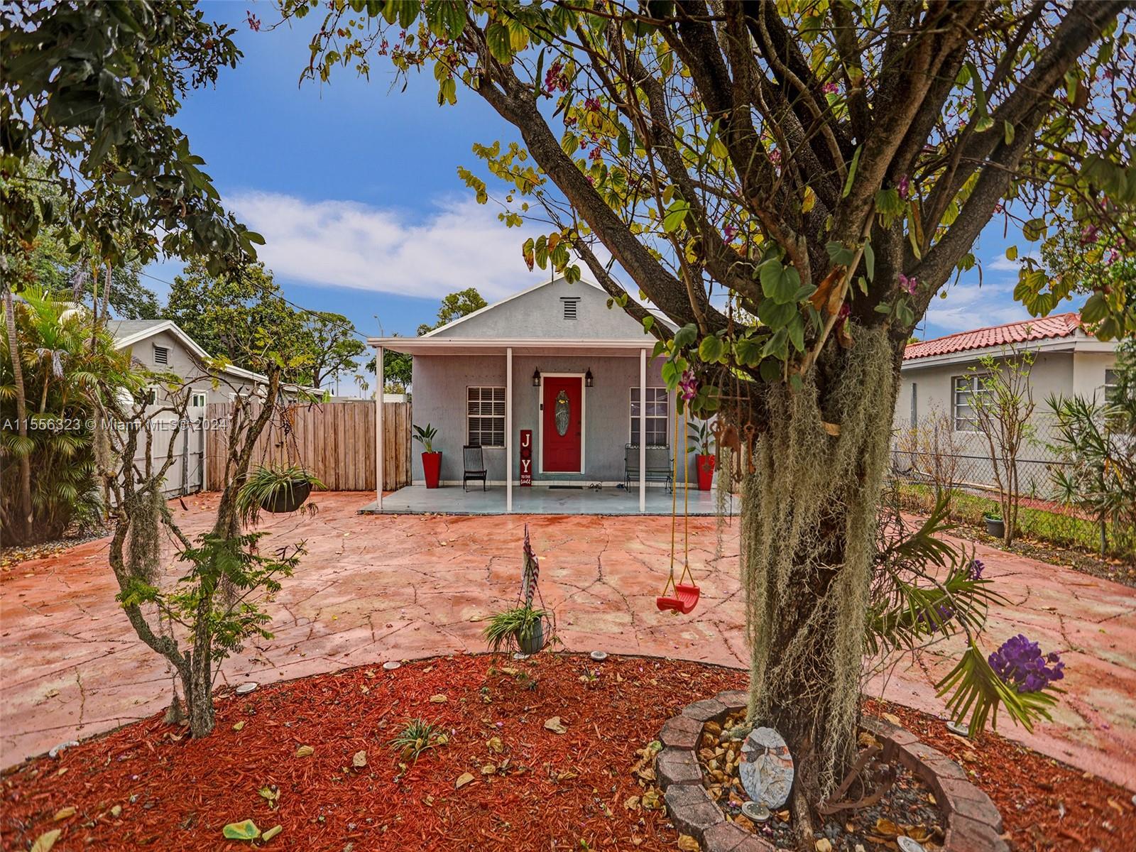 THE TROPICS AMD - Residential