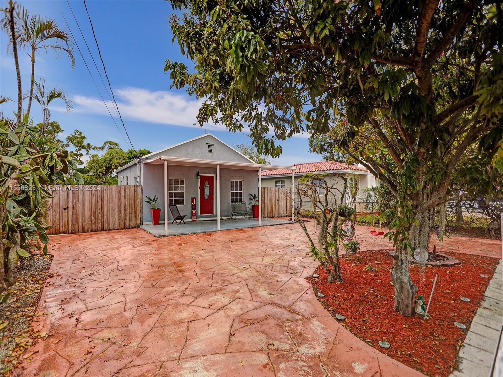 THE TROPICS AMD - Residential