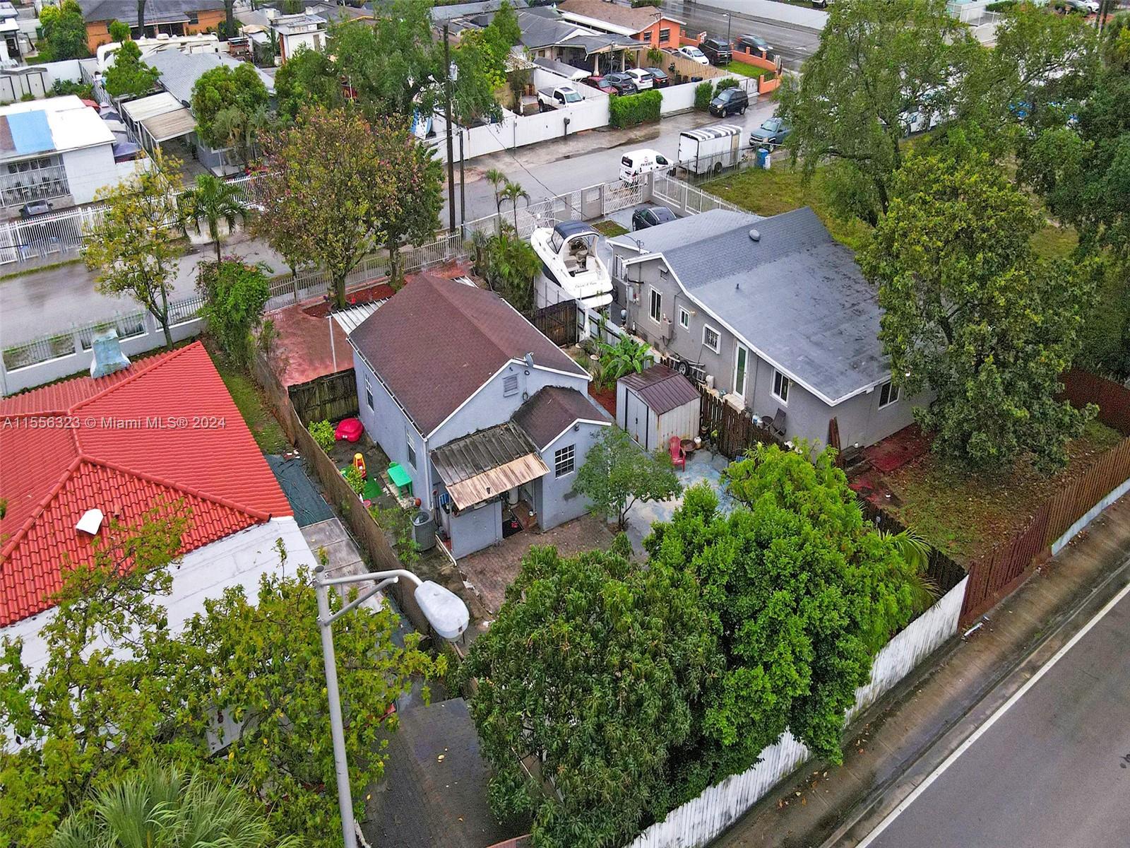 THE TROPICS AMD - Residential