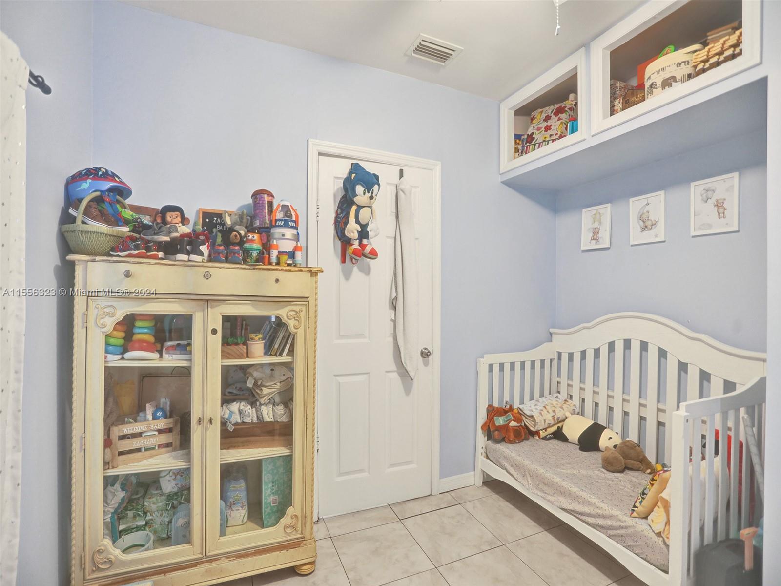 THE TROPICS AMD - Residential