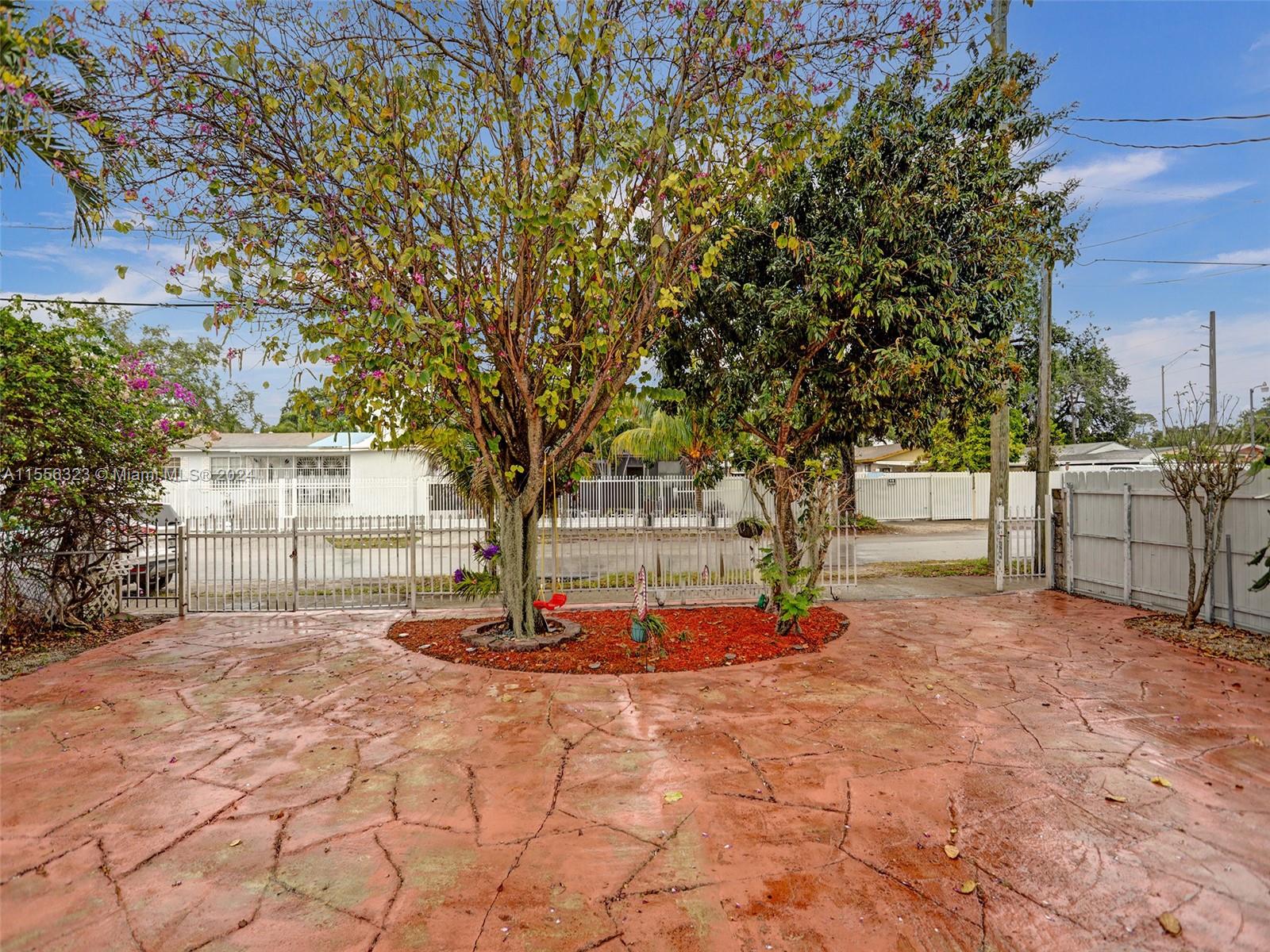 THE TROPICS AMD - Residential