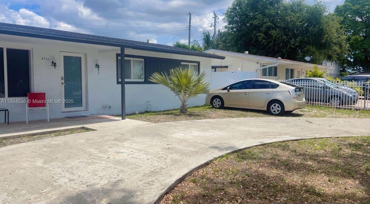 CAROL CITY 3RD ADDN - Residential