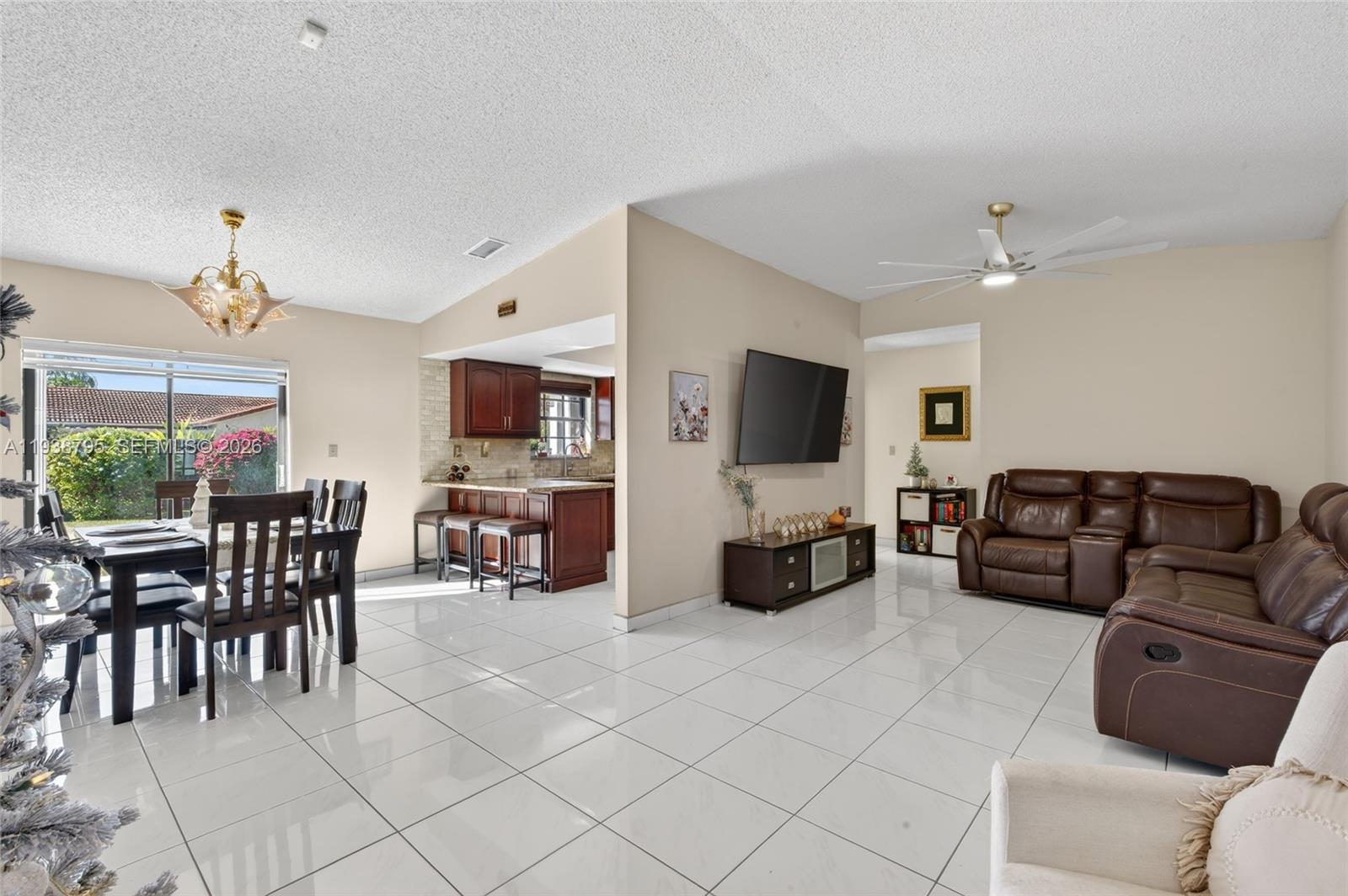 ALBA GARDENS SEC 6 - Residential