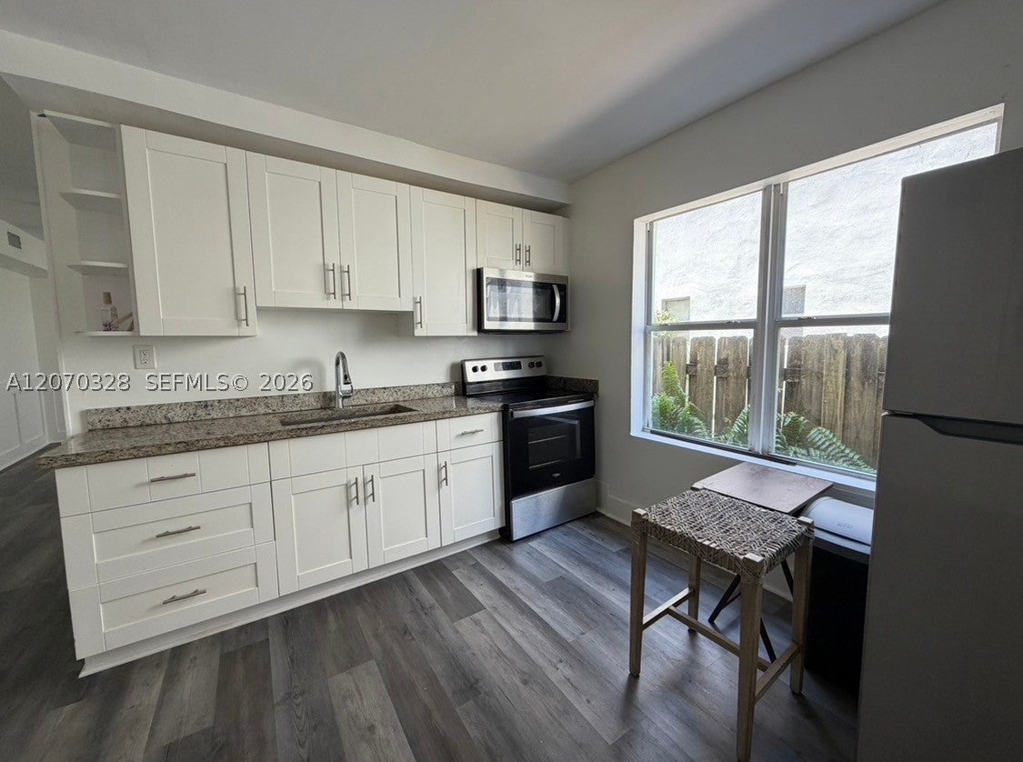 524 NW 35th St 1