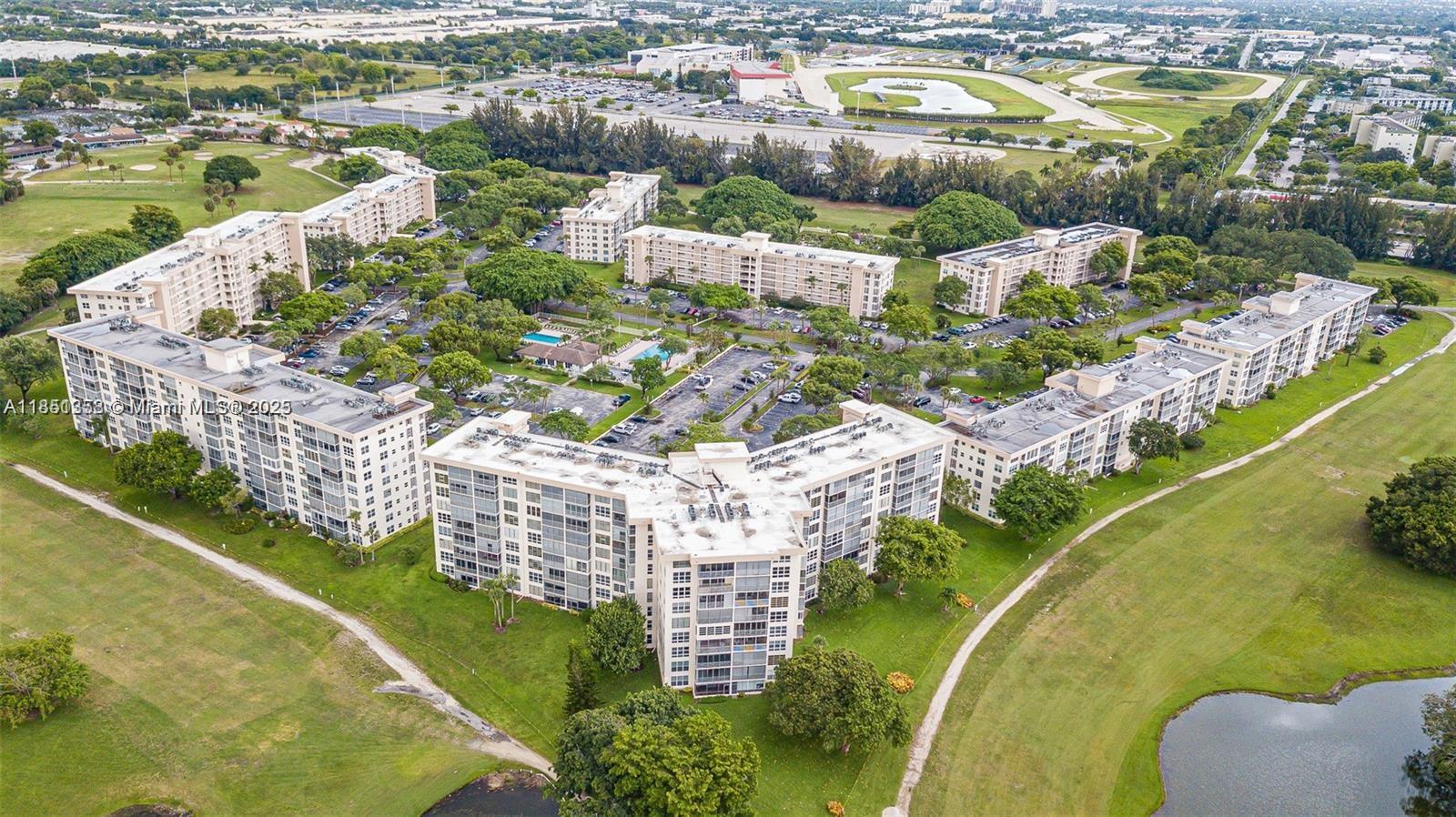 NO 14 PALM-AIRE COUNTRY C - Residential