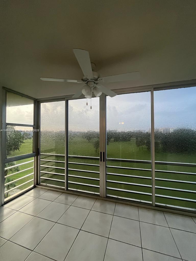 NO 14 PALM-AIRE COUNTRY C - Residential