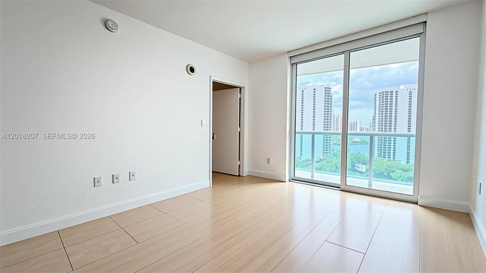 THE PARC AT TURNBERRY ISL - Residential Lease