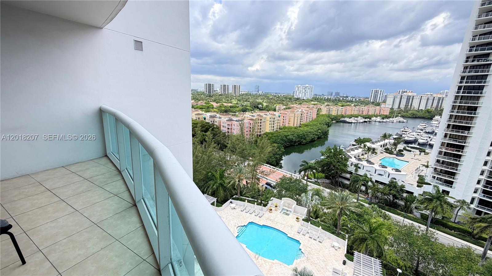 THE PARC AT TURNBERRY ISL - Residential Lease