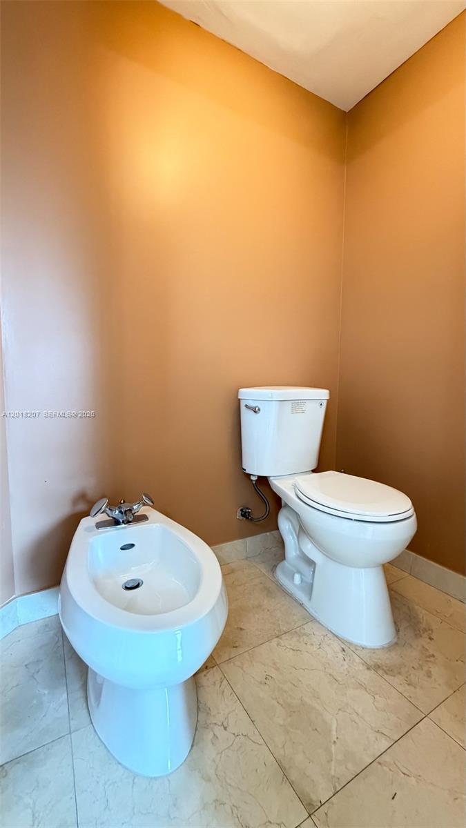 THE PARC AT TURNBERRY ISL - Residential Lease