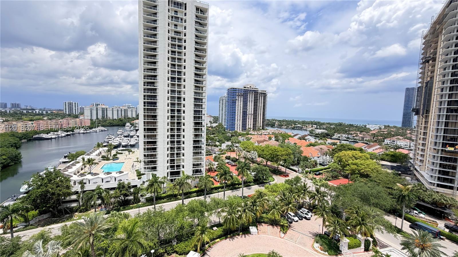 THE PARC AT TURNBERRY ISL - Residential Lease