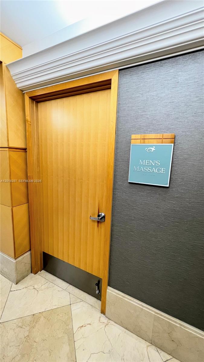 THE PARC AT TURNBERRY ISL - Residential Lease