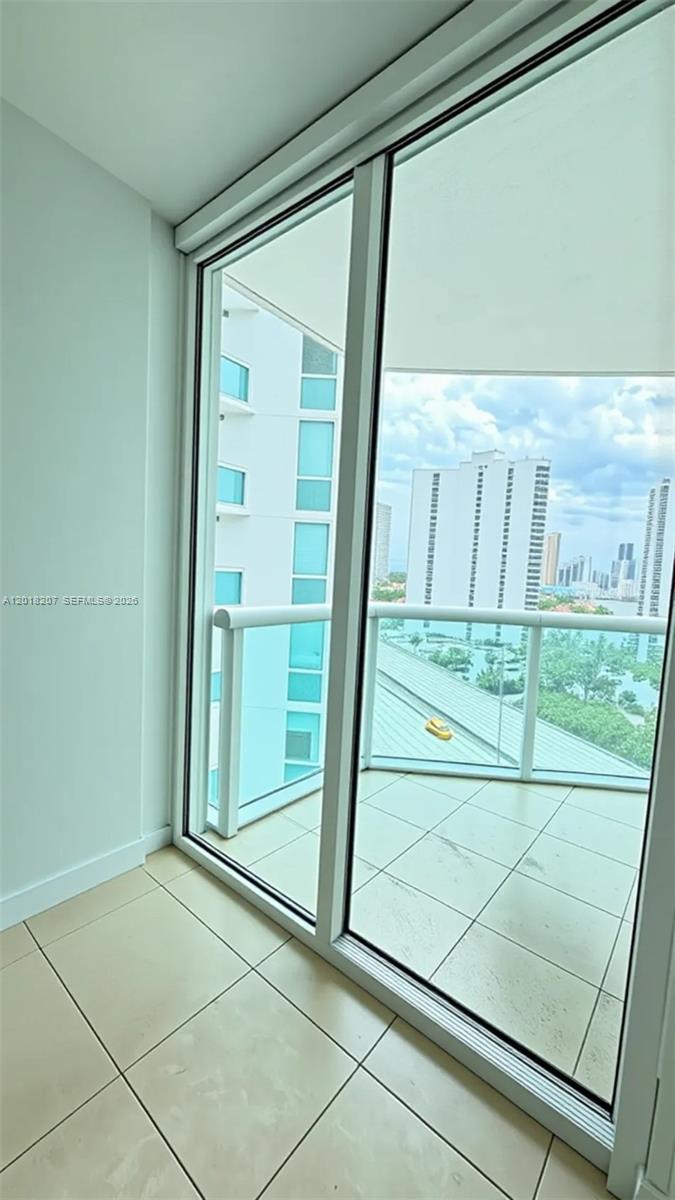 THE PARC AT TURNBERRY ISL - Residential Lease