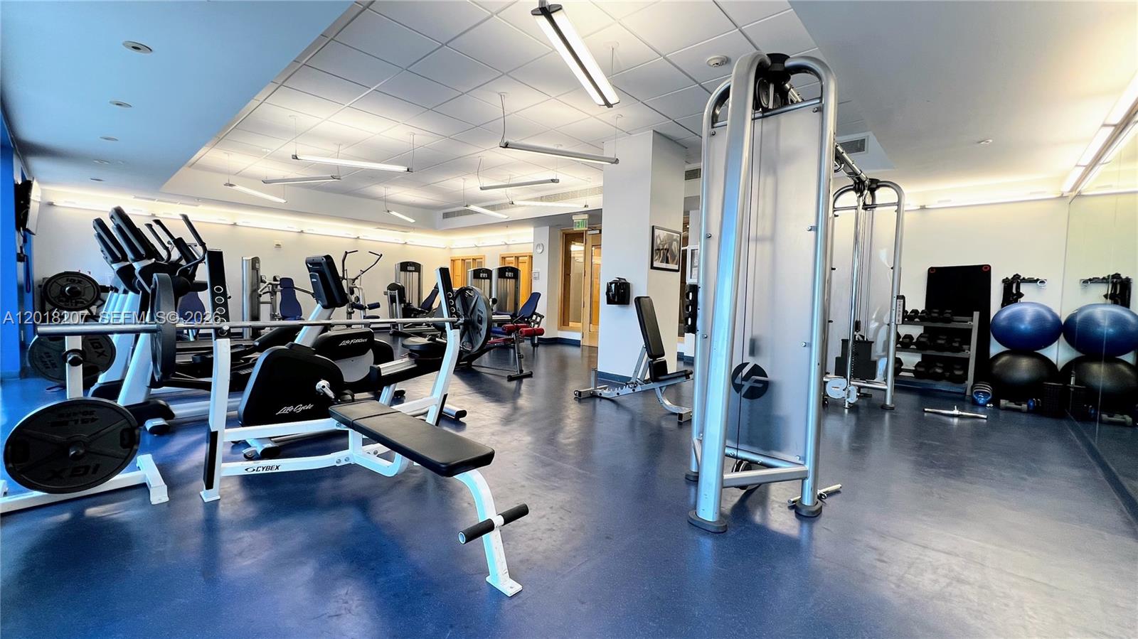 THE PARC AT TURNBERRY ISL - Residential Lease