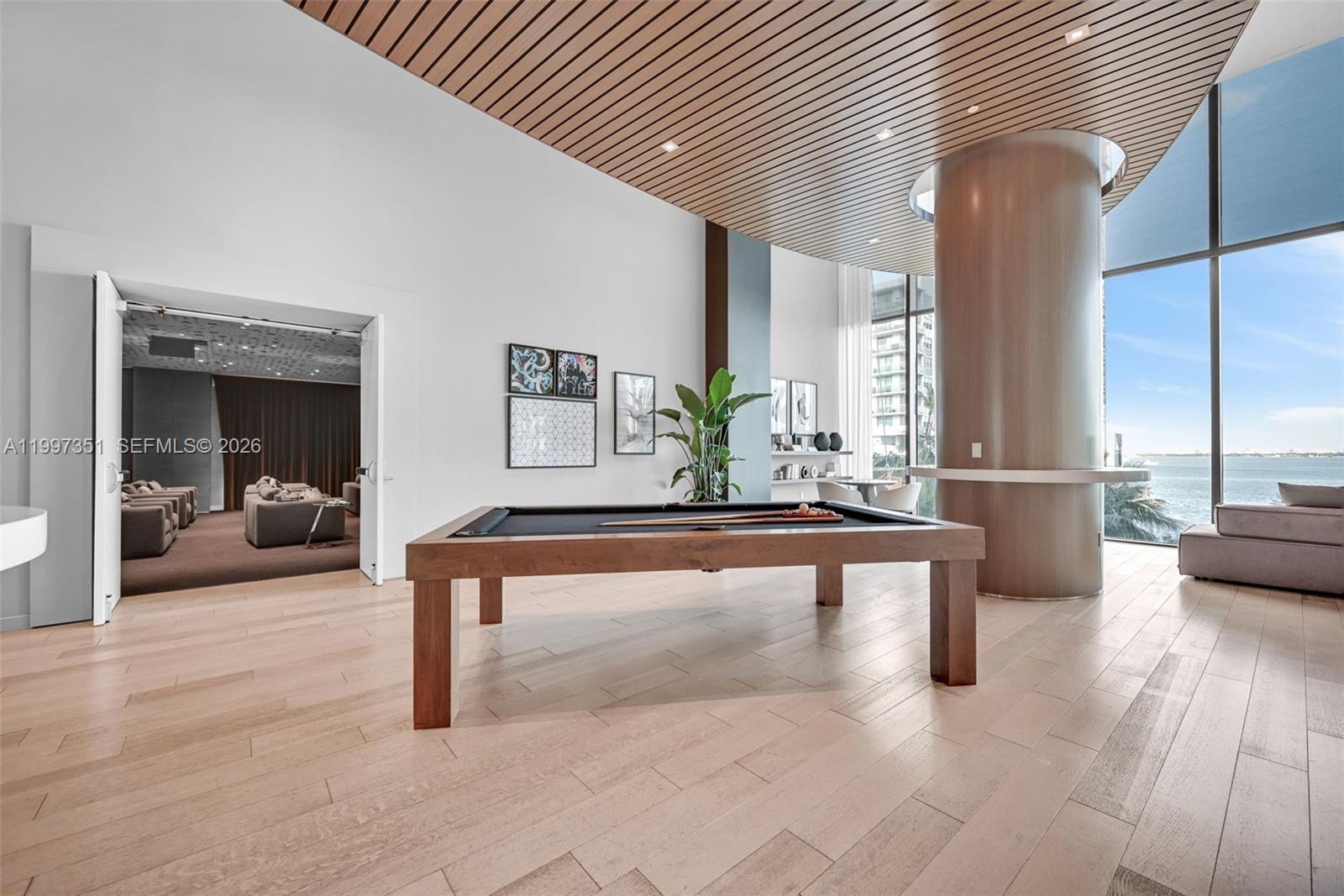 ICON BAY CONDO - Residential Lease