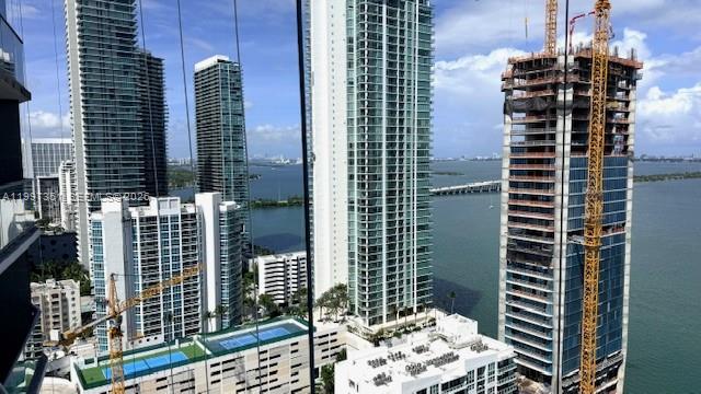 ICON BAY CONDO - Residential Lease