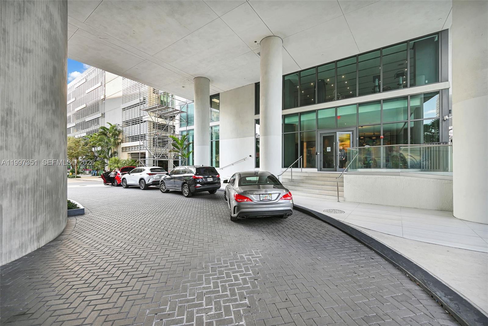 ICON BAY CONDO - Residential Lease