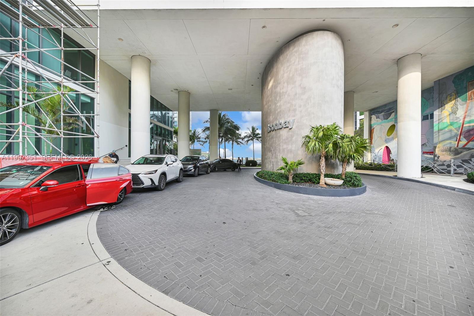 ICON BAY CONDO - Residential Lease