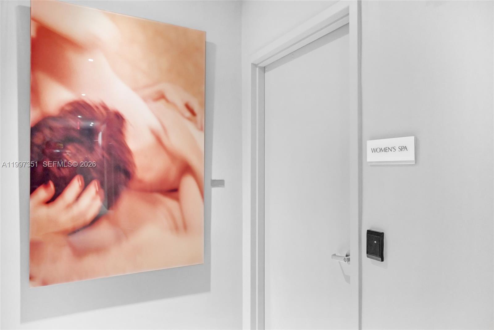 ICON BAY CONDO - Residential Lease