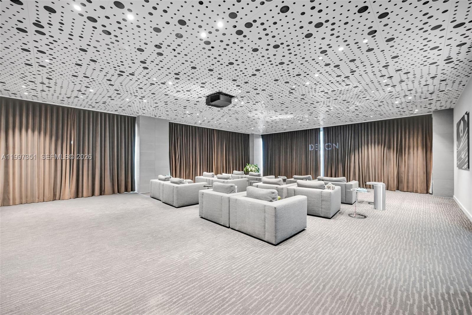 ICON BAY CONDO - Residential Lease