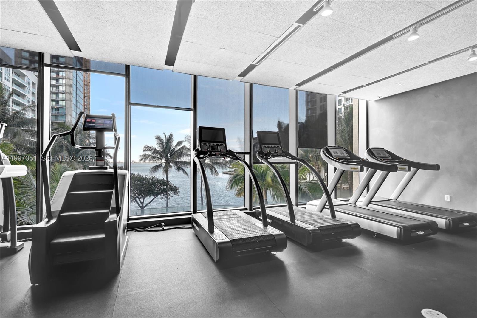 ICON BAY CONDO - Residential Lease