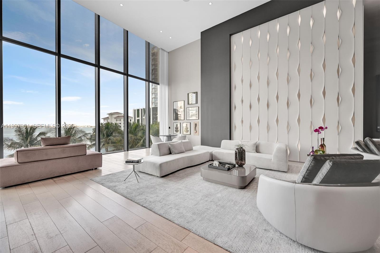 ICON BAY CONDO - Residential Lease