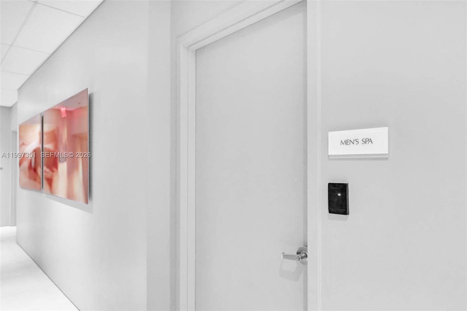 ICON BAY CONDO - Residential Lease