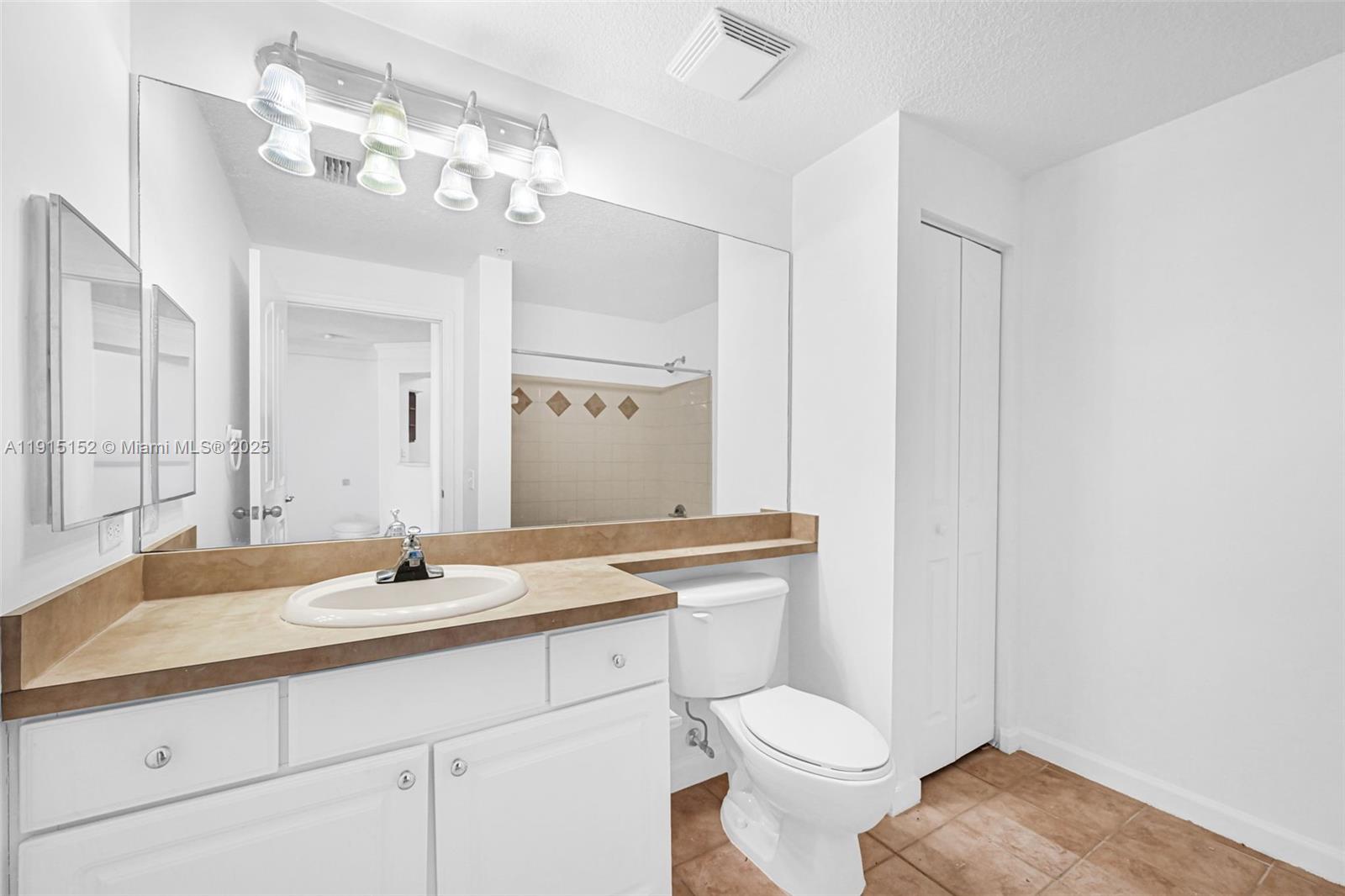 FIORE AT THE GARDENS COND - Residential