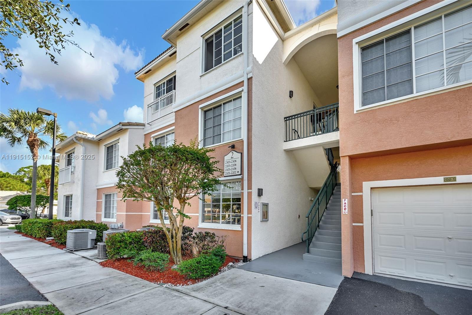 FIORE AT THE GARDENS COND - Residential