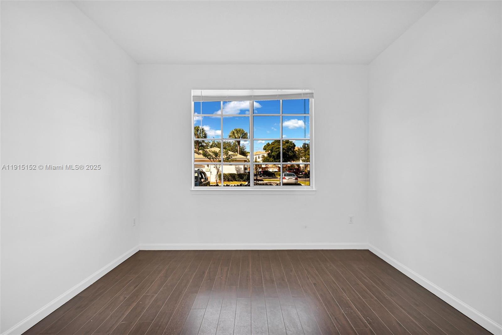 FIORE AT THE GARDENS COND - Residential