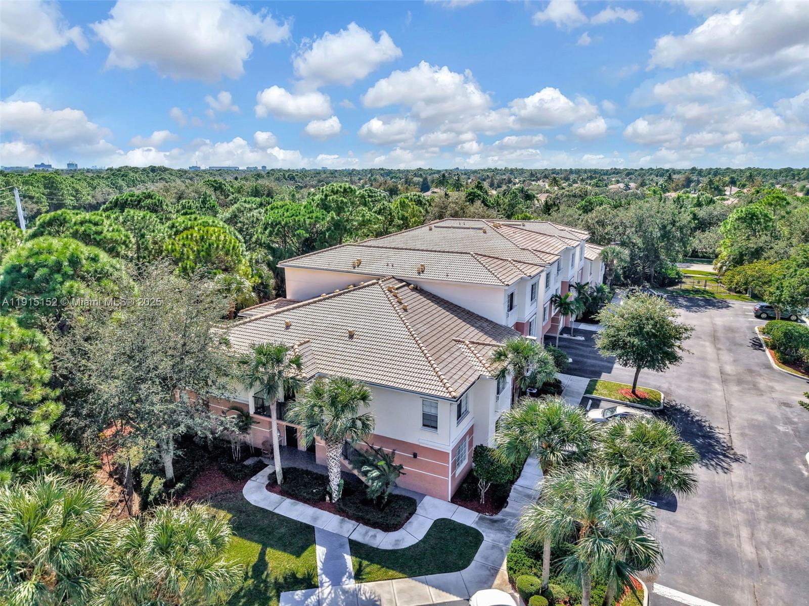 FIORE AT THE GARDENS COND - Residential