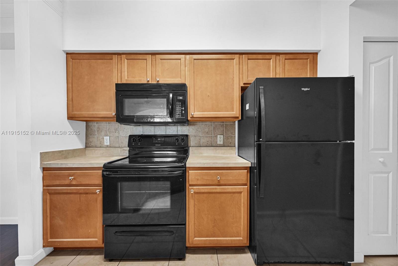 FIORE AT THE GARDENS COND - Residential