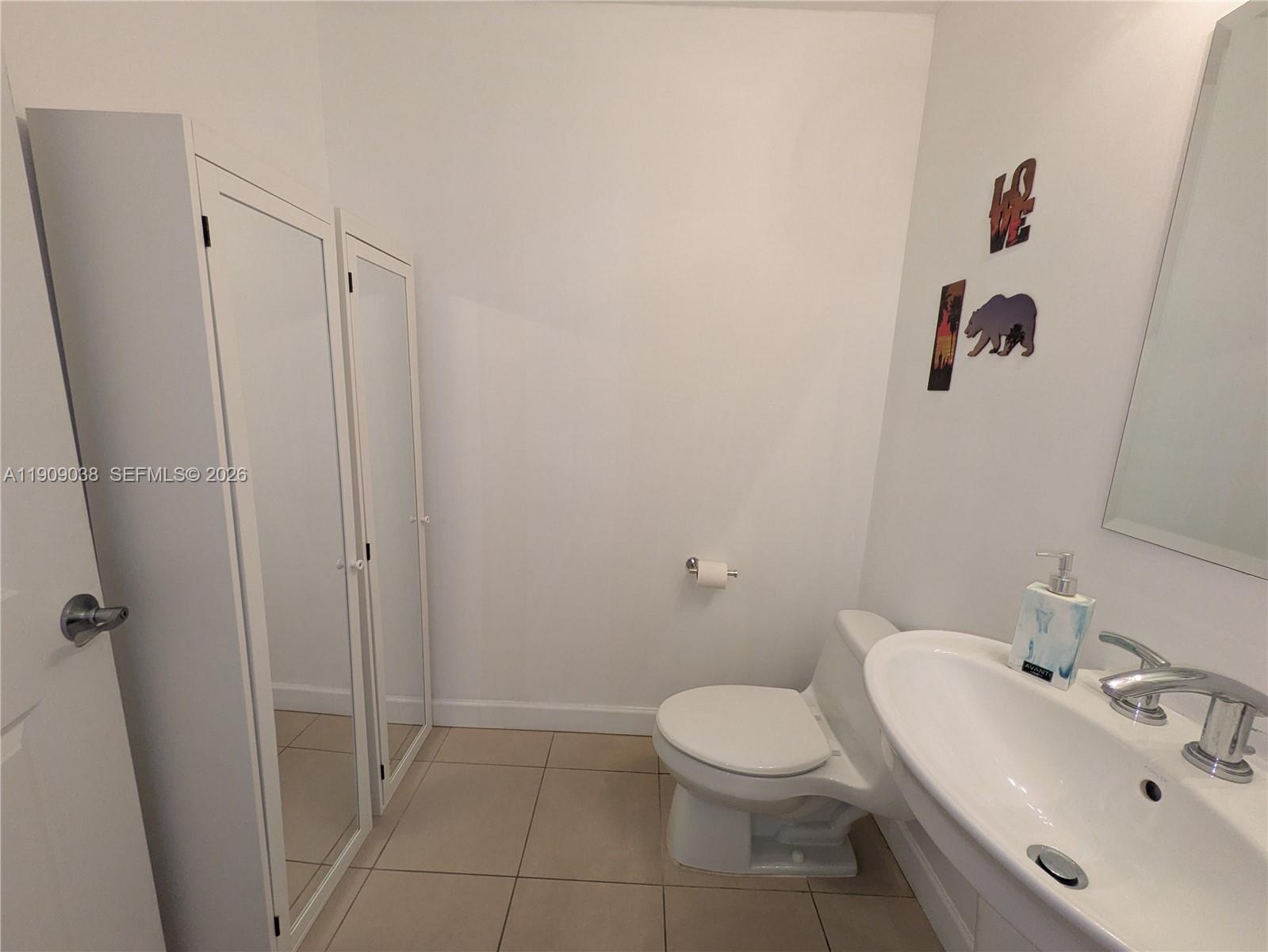 OCEAN MARINE YACHT CLUB - Residential