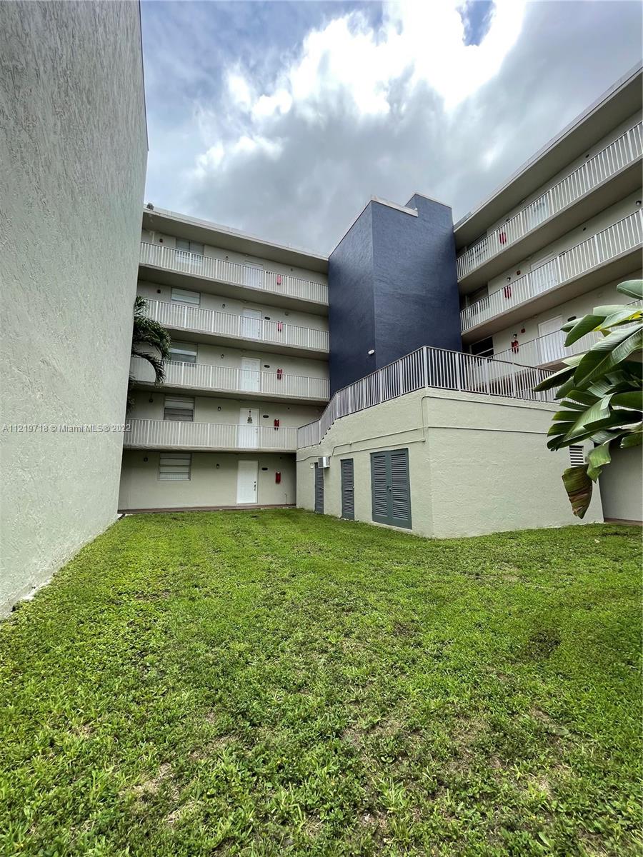 SAMARI LAKE EAST CONDO - Residential Lease