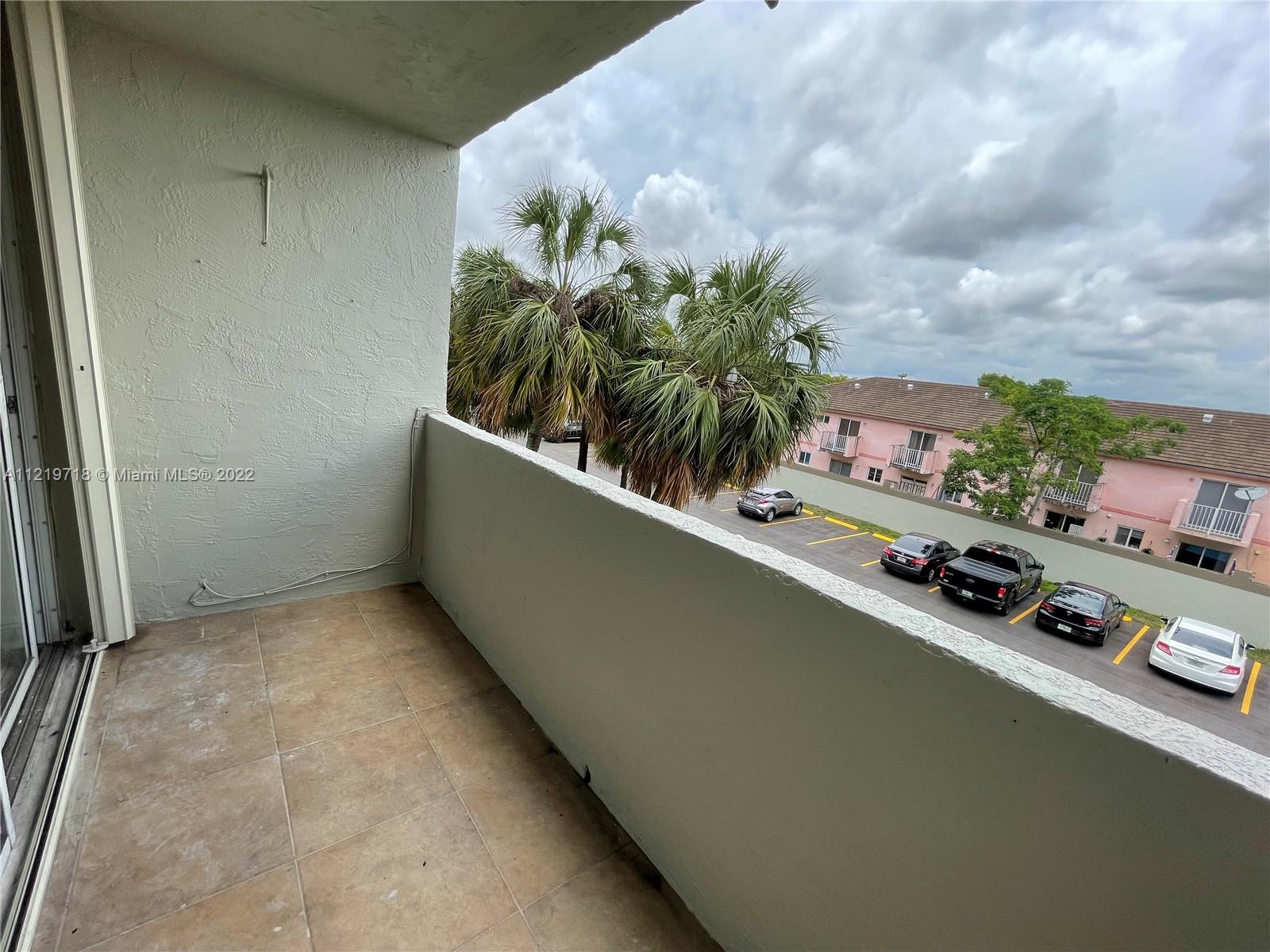 SAMARI LAKE EAST CONDO - Residential Lease