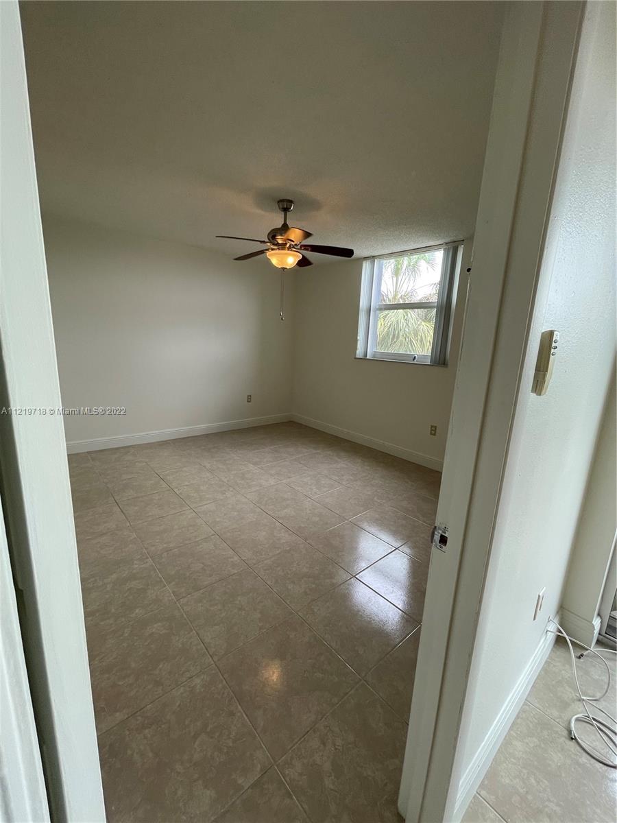 SAMARI LAKE EAST CONDO - Residential Lease