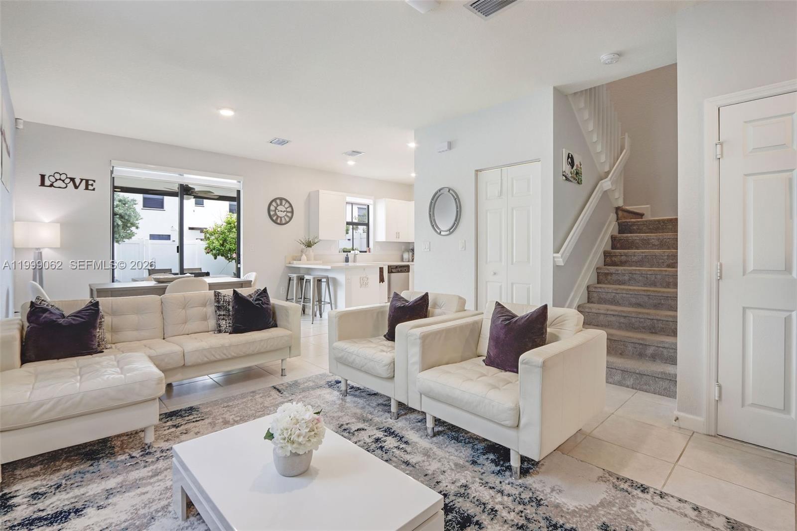 AQUABELLA NORTH REPLAT - Residential