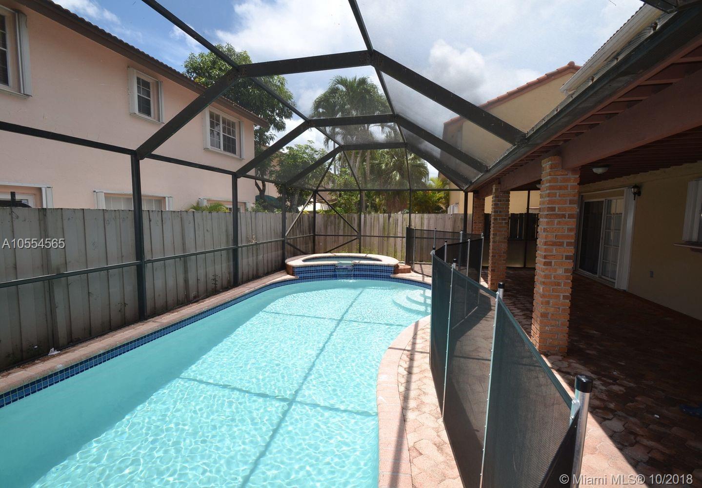 VIZCAYA AT THE HAMMOCKS 1 - Residential Lease