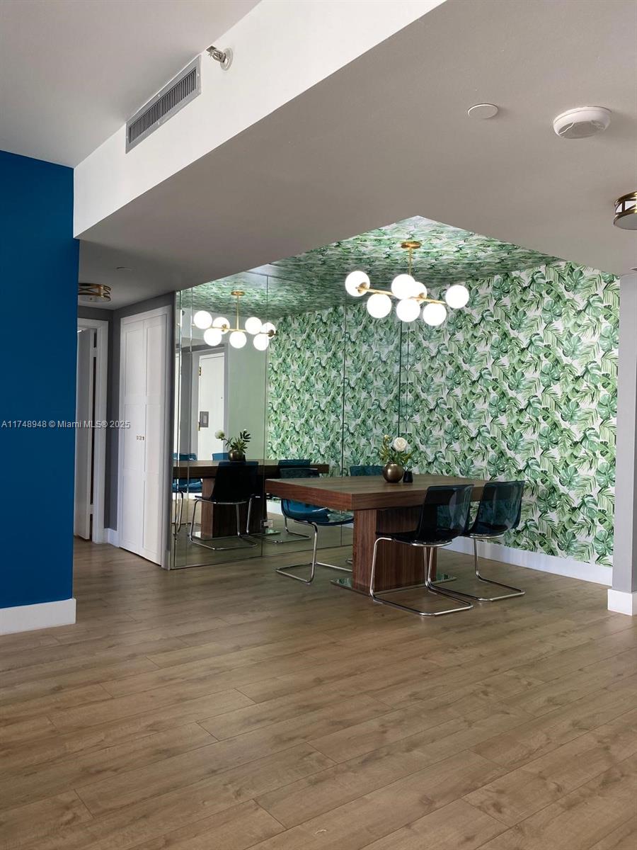 TERRACES NORTH TURNBERRY - Residential