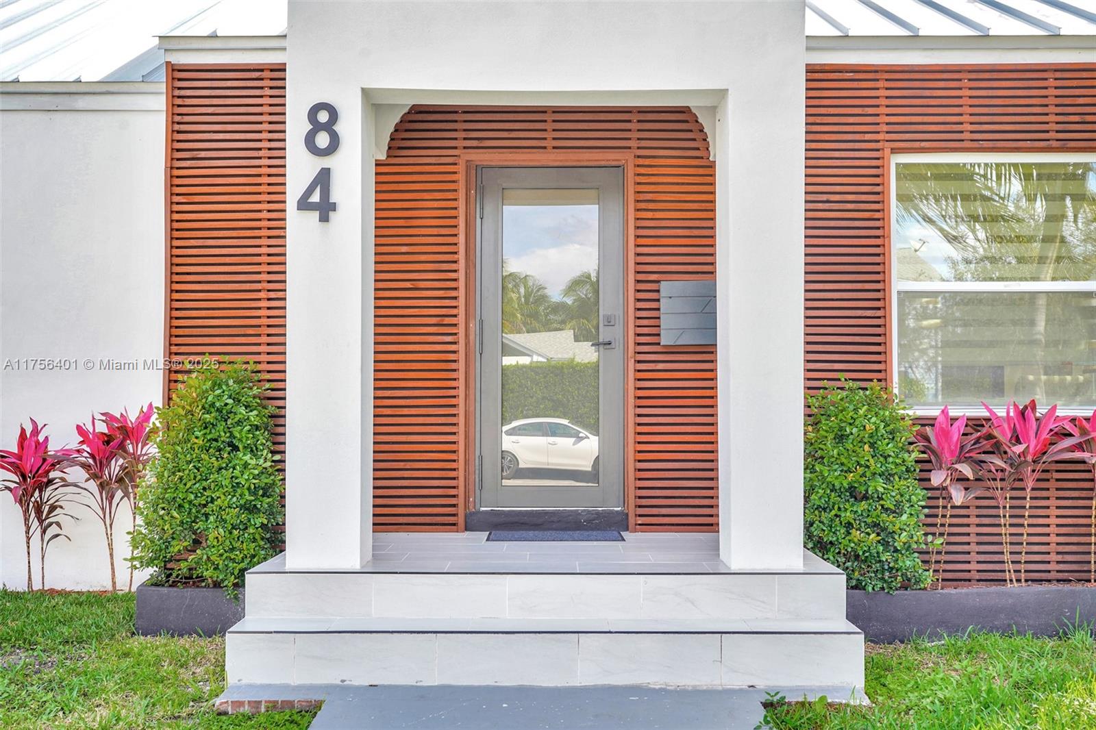 SHADOWLAWN EXTENSION SUB - Residential