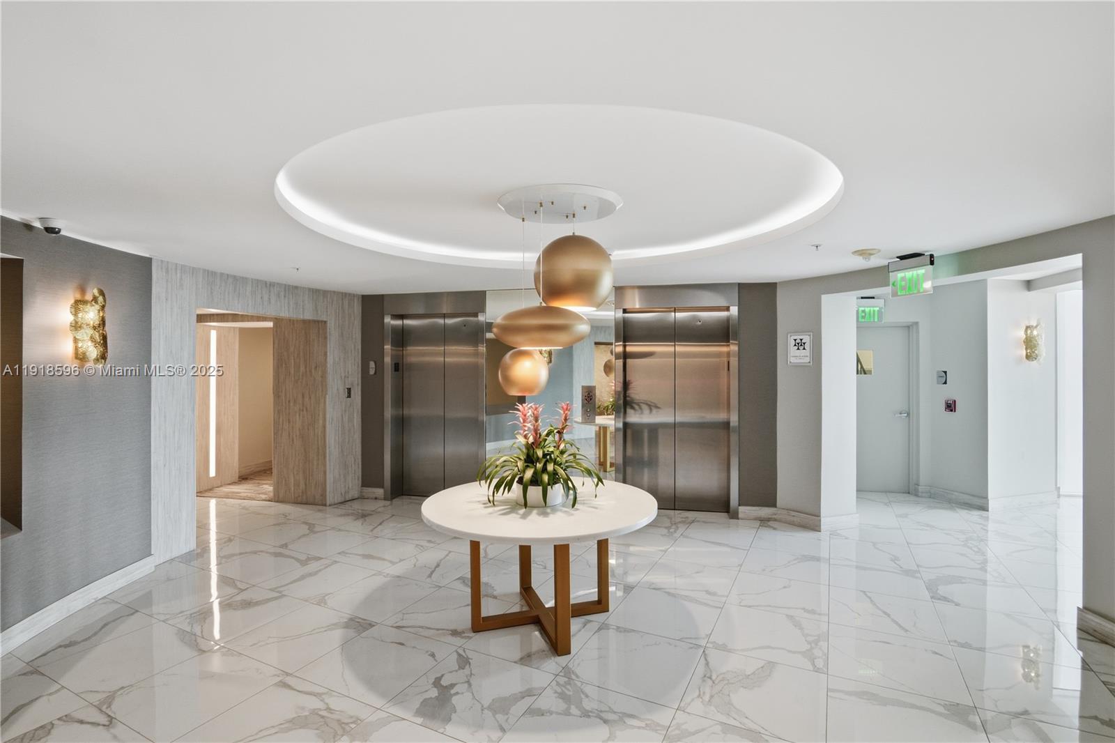 HARBOUR HOUSE - Residential