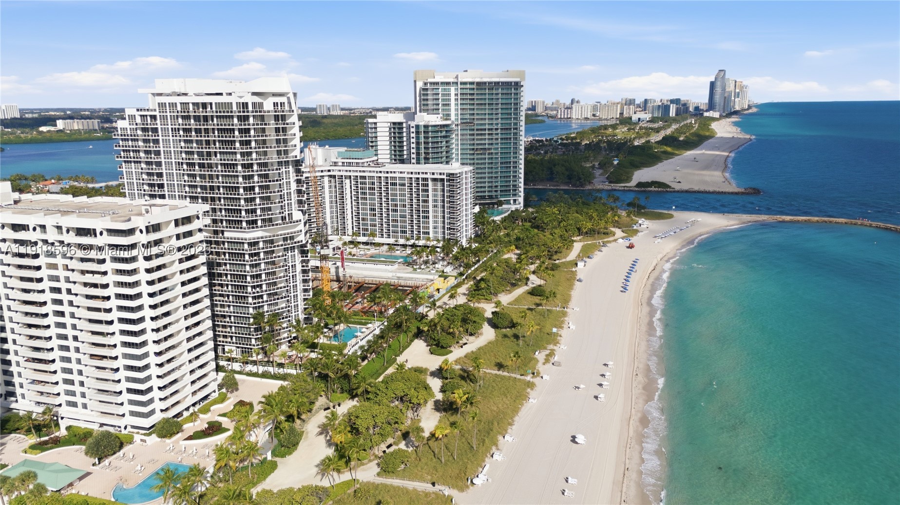 10275 Collins Avenue 1101