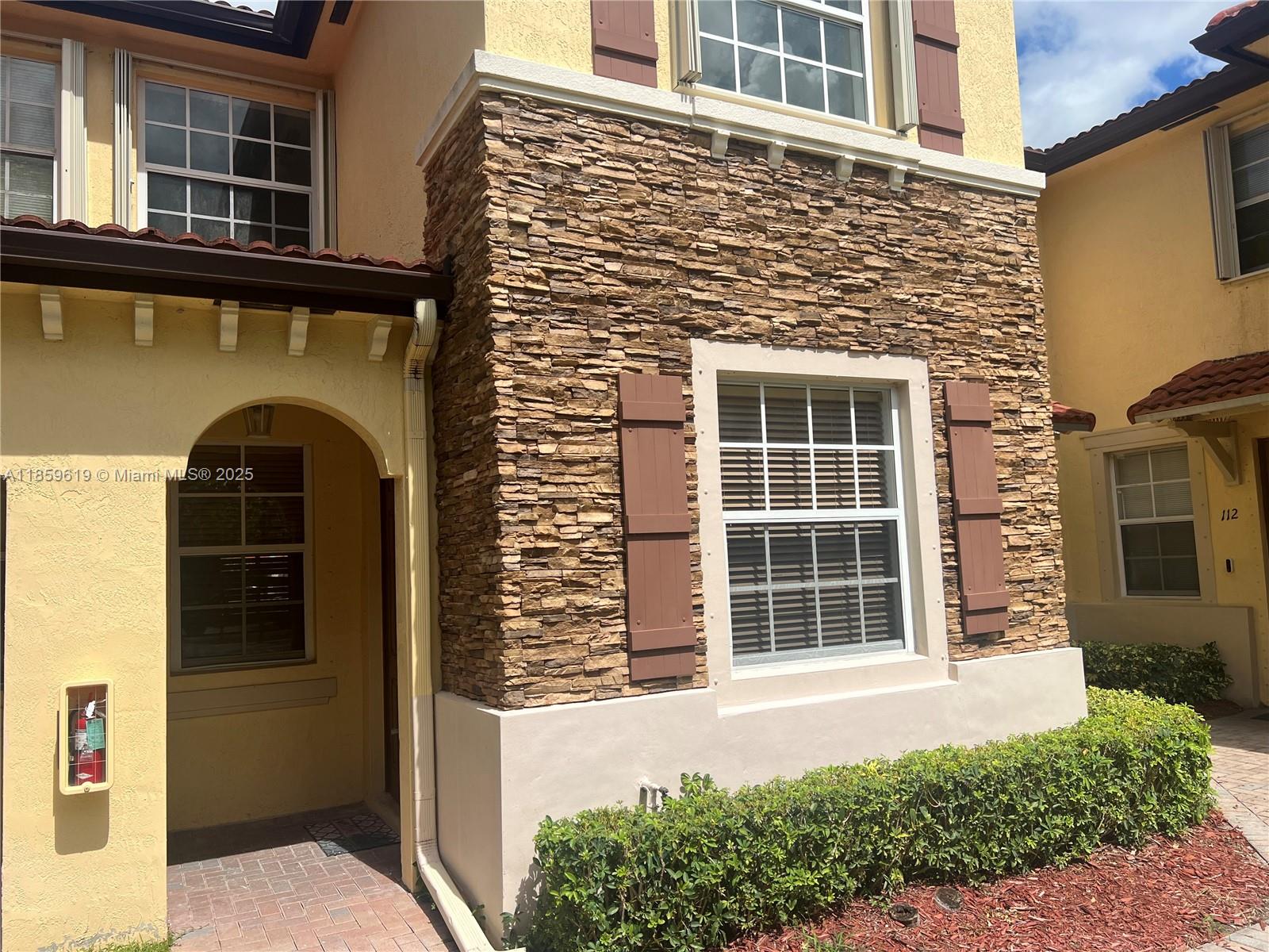 Great Opportunity. 3 Bed 2 Bath Unit at Villas at Carmel. Upgrade Kitchen and Bathrooms. New Floors. Just painted. Bright and spacious. Very easy to show. Property paid in full. Gate community at Malibu Bay.